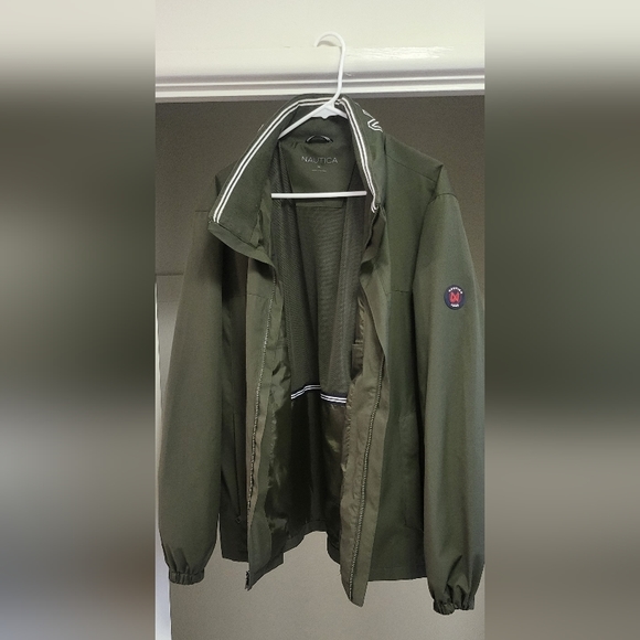 Men Jacket - Picture 1 of 8